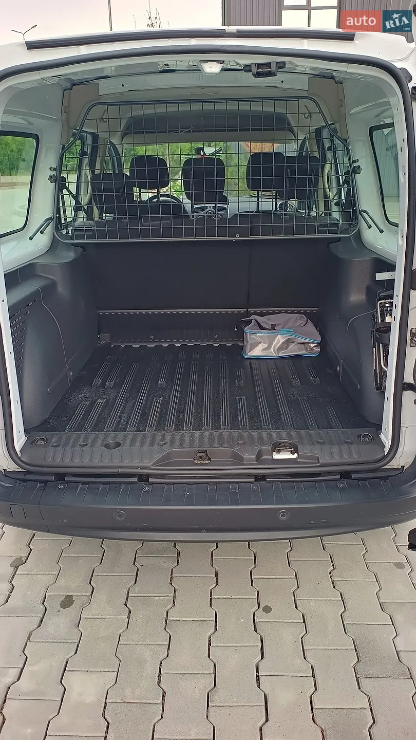 2017 Renault Kangoo - мініатюра 19