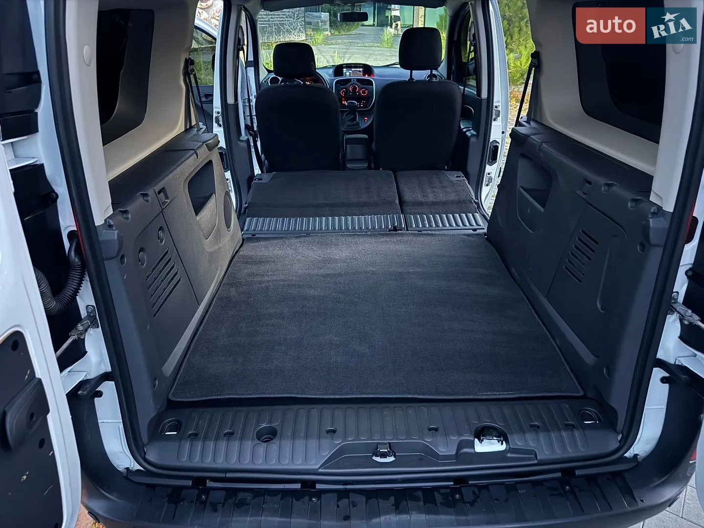 2020 Renault Kangoo - мініатюра 31