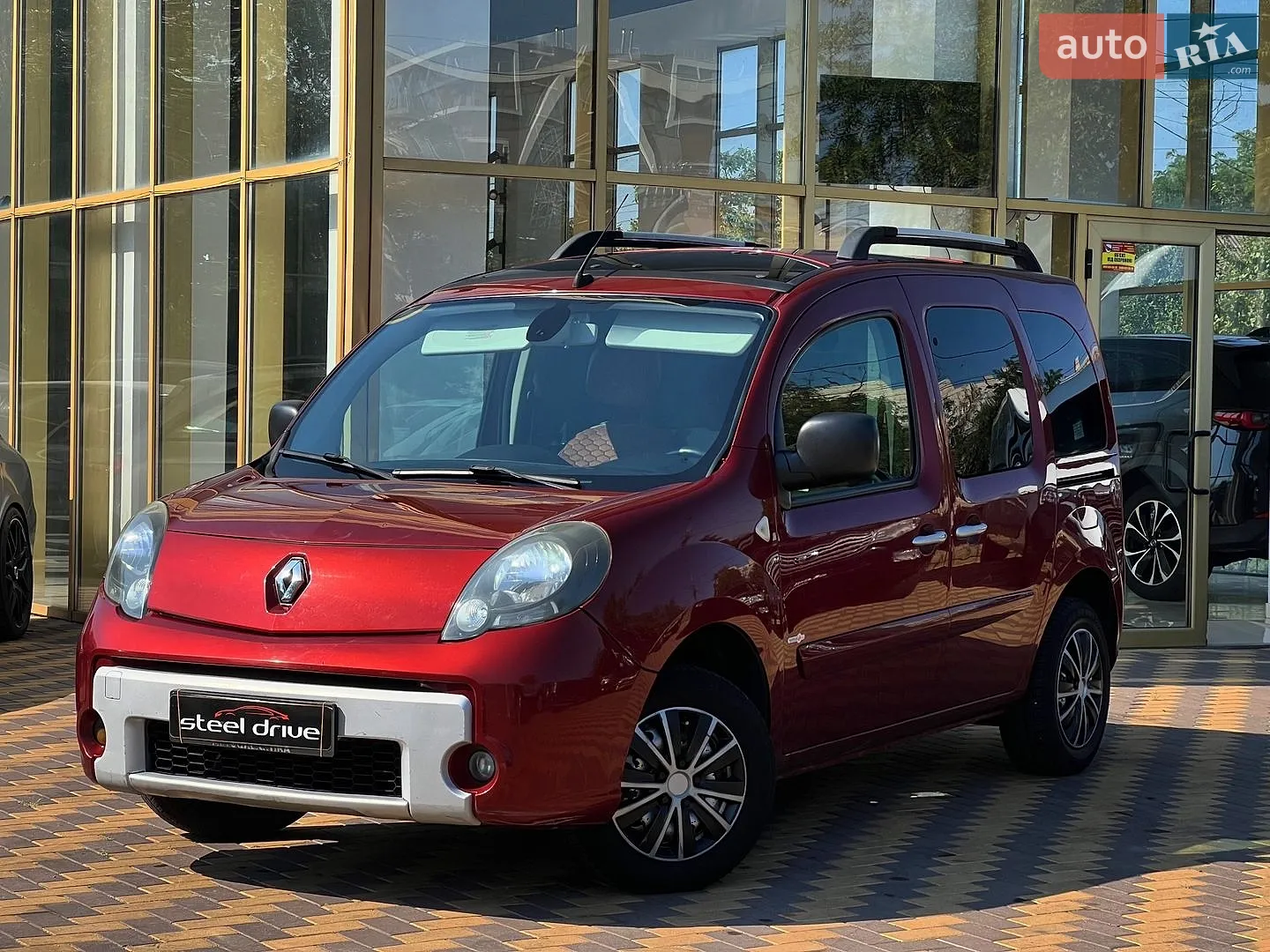 2011 Renault Kangoo - фото 1
