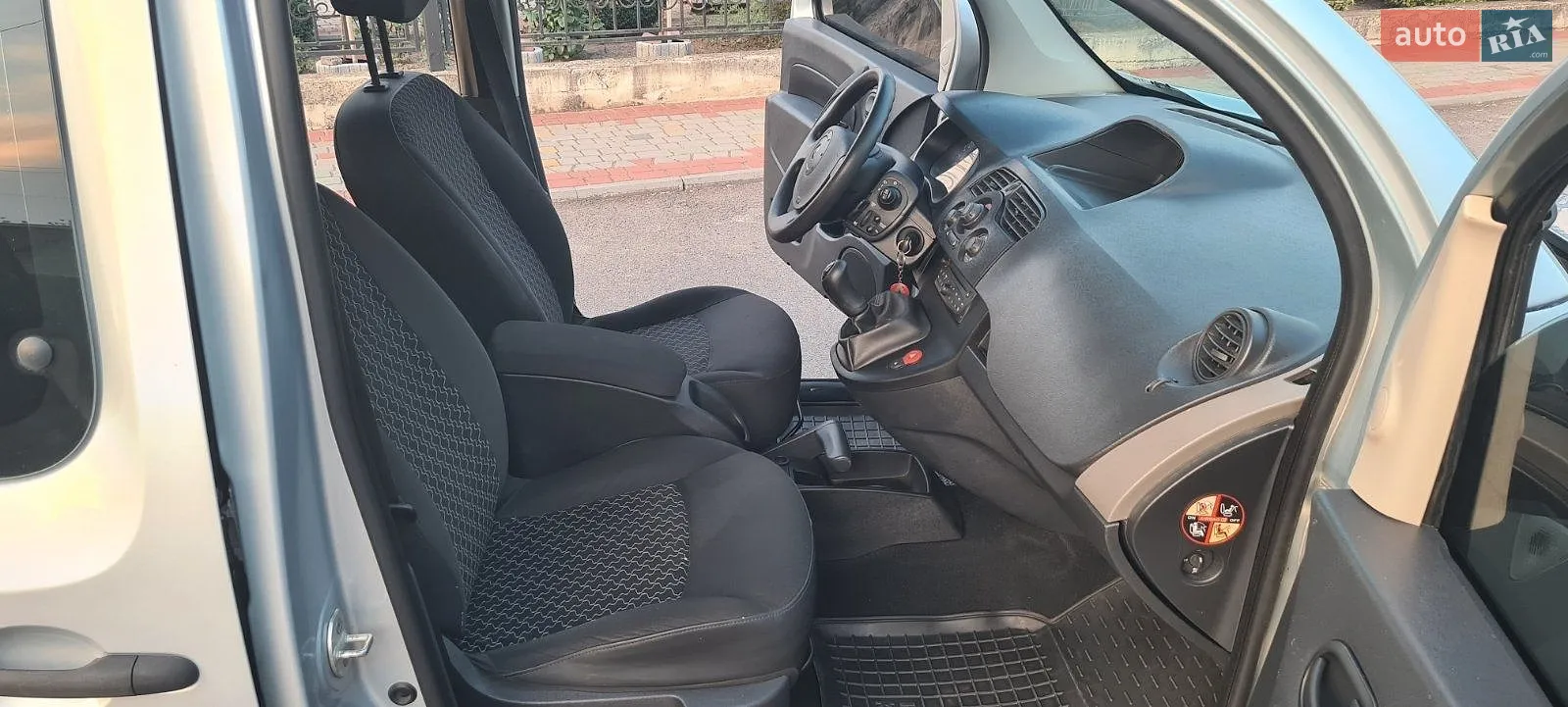 2011 Renault Kangoo - мініатюра 8