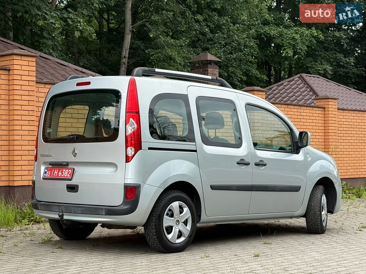 2010 Renault Kangoo - мініатюра 16