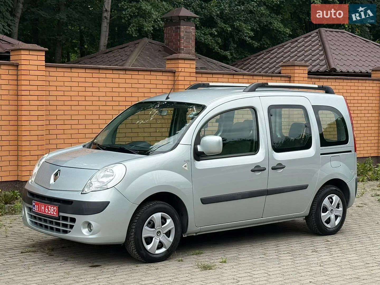 2010 Renault Kangoo - мініатюра 25