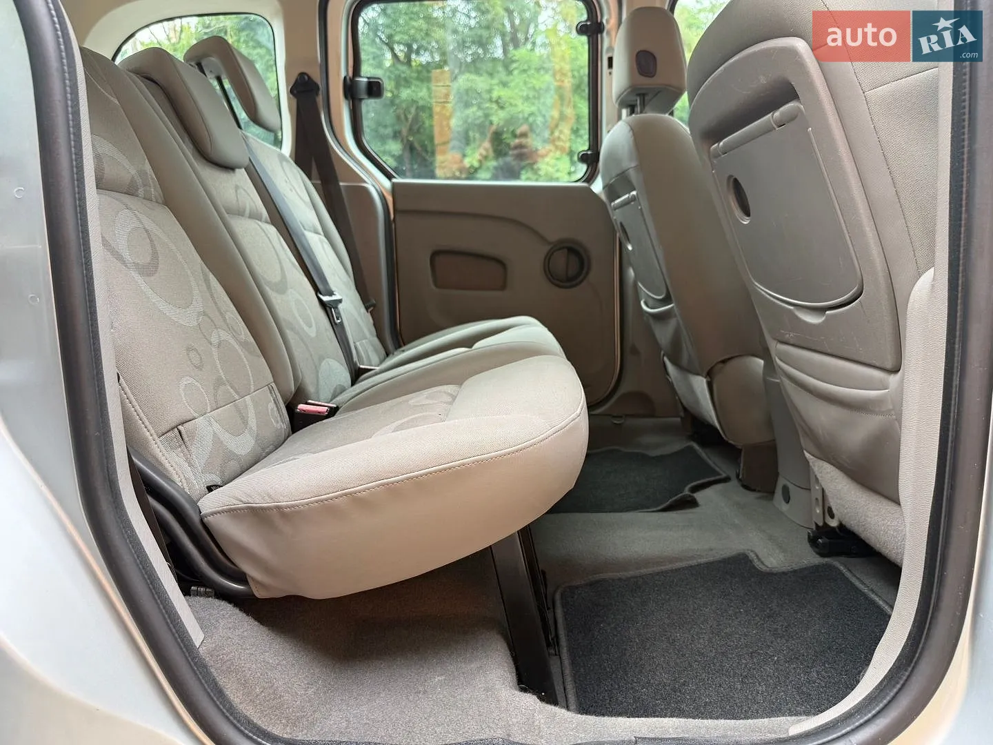 2010 Renault Kangoo - мініатюра 76