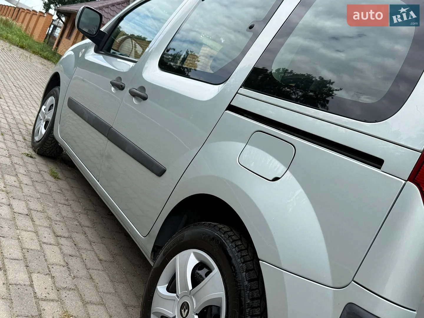 2010 Renault Kangoo - мініатюра 97