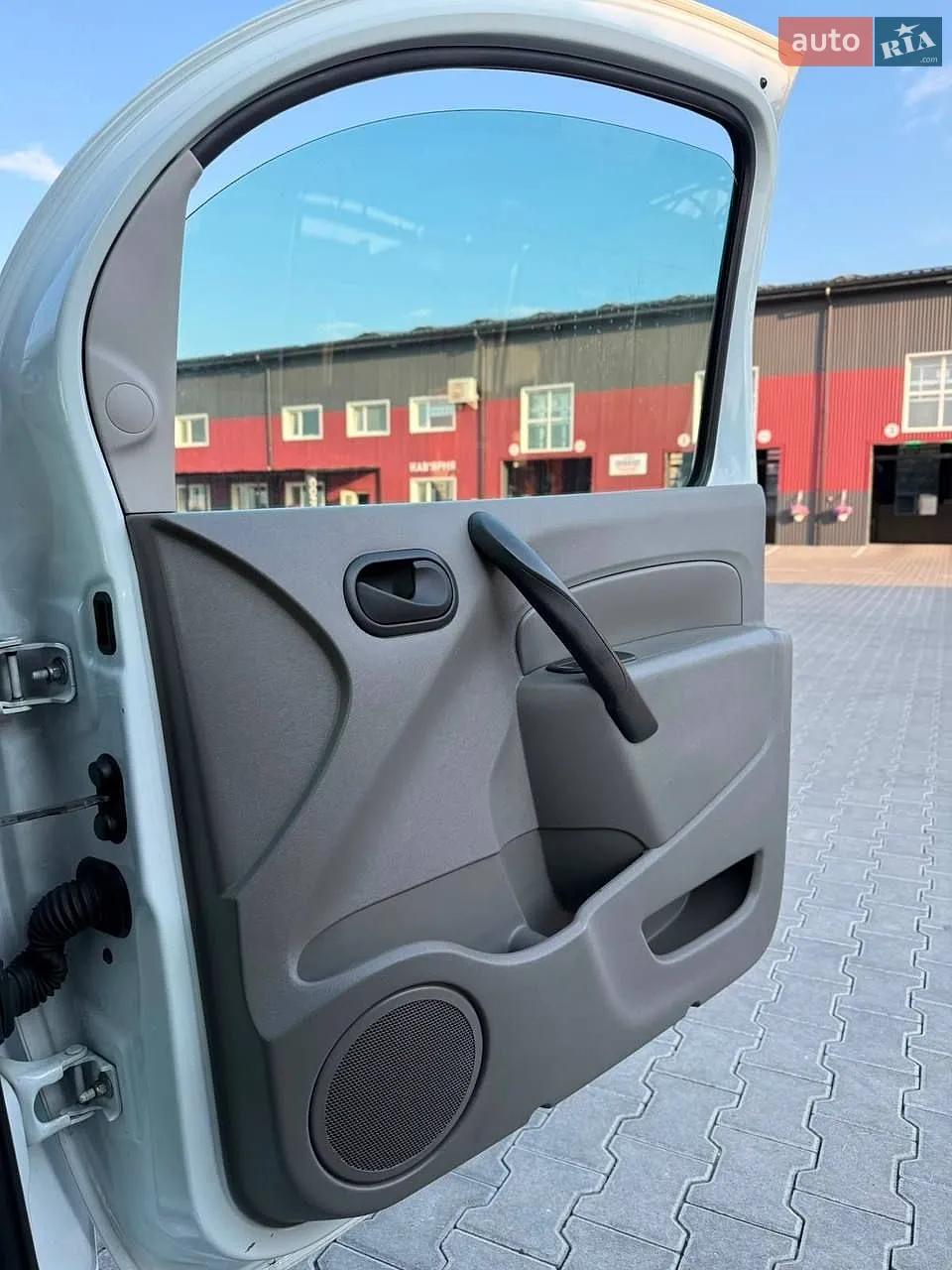 2010 Renault Kangoo - мініатюра 39