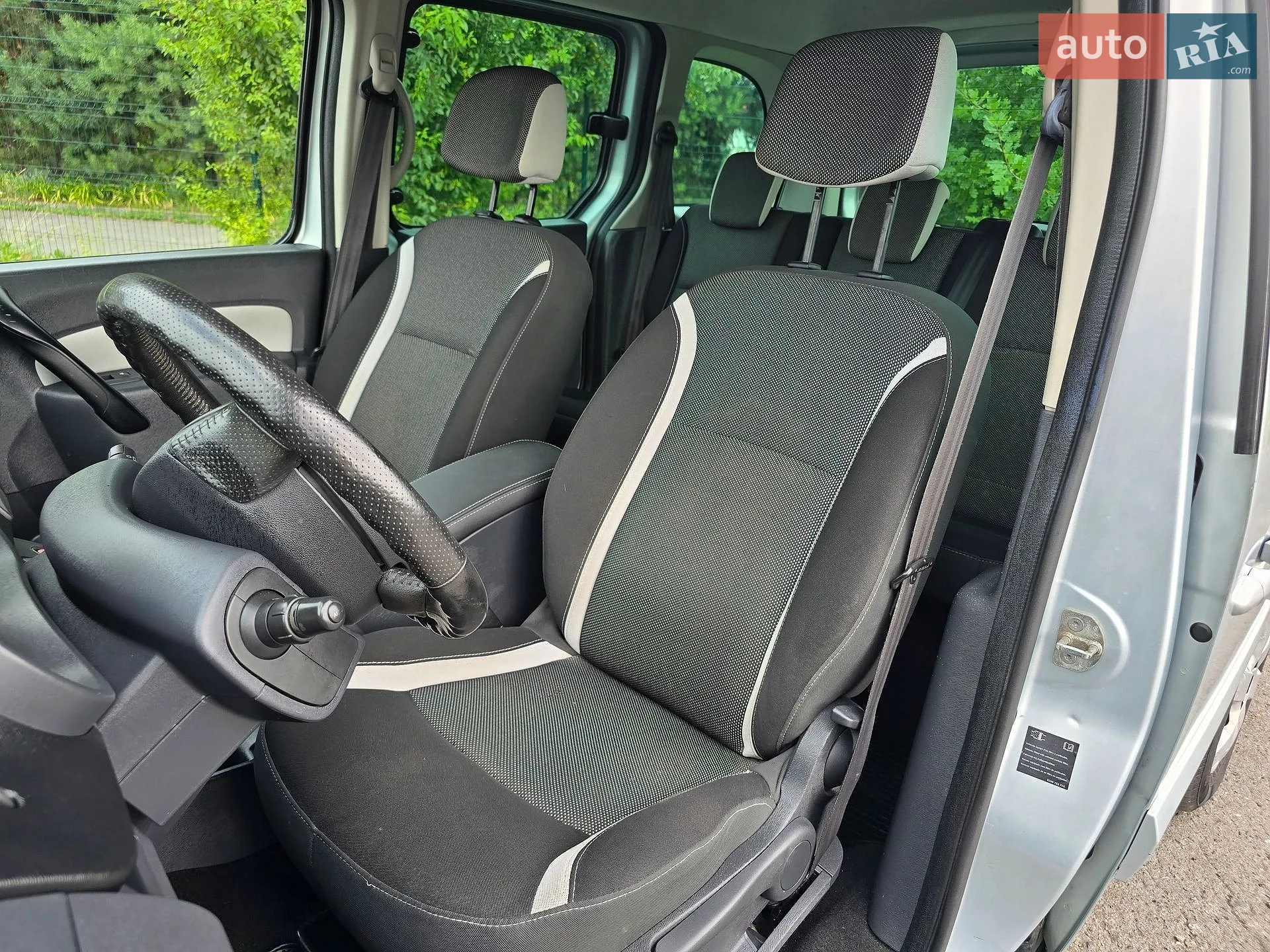 2012 Renault Kangoo - мініатюра 25
