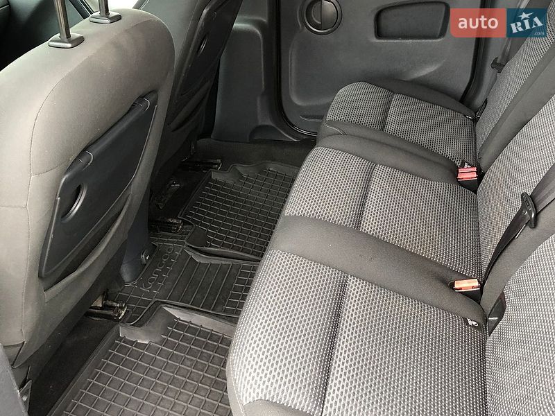 Минивэн Renault Kangoo 2013 в Киеве
