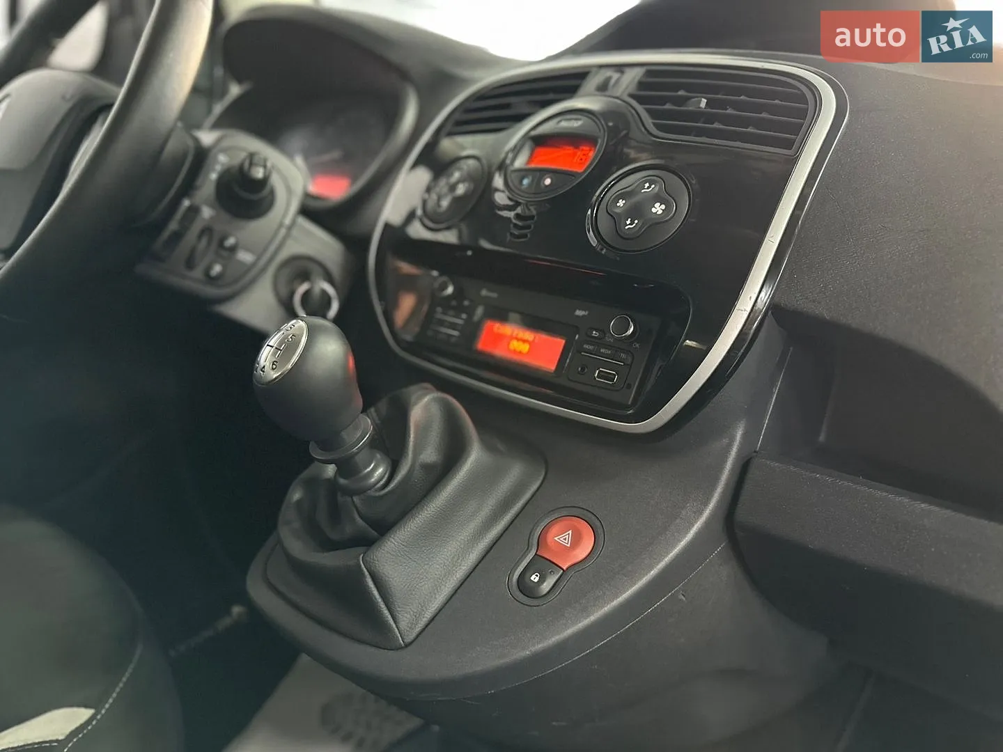 2015 Renault Kangoo - мініатюра 22