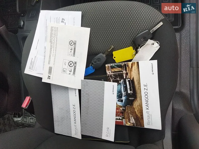 Мінівен Renault Kangoo 2020 в Врадіївці документ 2 фото Мінівен Renault Kangoo 2020 в Врадіївці документ