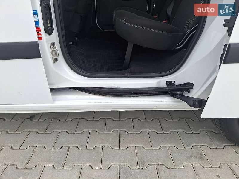 Минивэн Renault Kangoo 2016 в Ивано-Франковске
