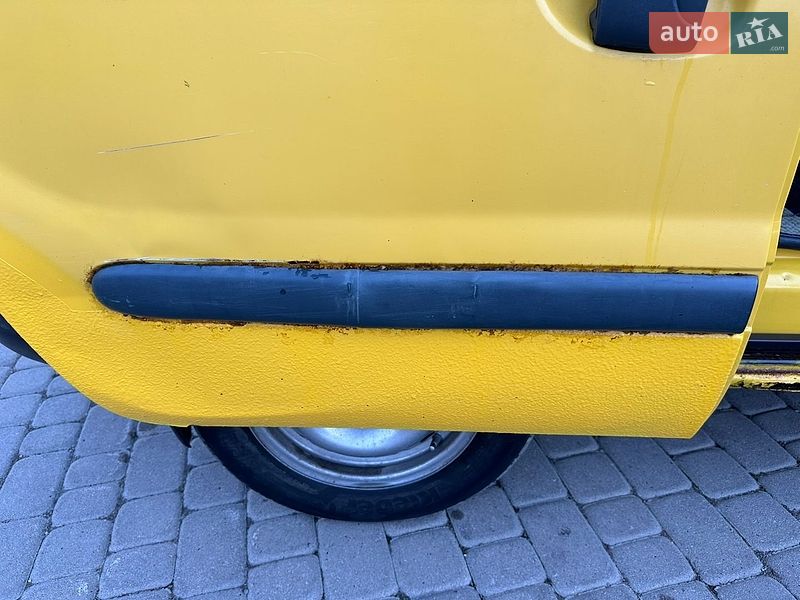 Минивэн Renault Kangoo 2000 в Межгорье