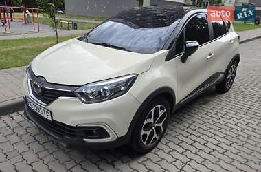 Внедорожник / Кроссовер Renault Kaptur 2017 в Львове