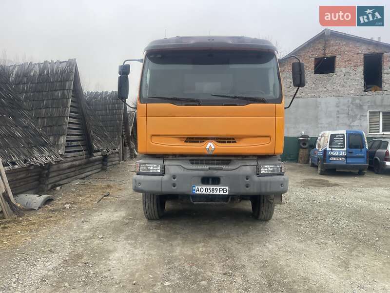 Самоскид Renault Kerax 2006 в Тячеві