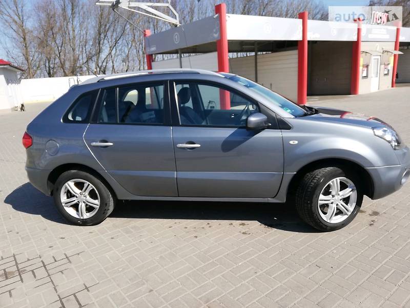 Позашляховик / Кросовер Renault Koleos 2009 в Рівному
