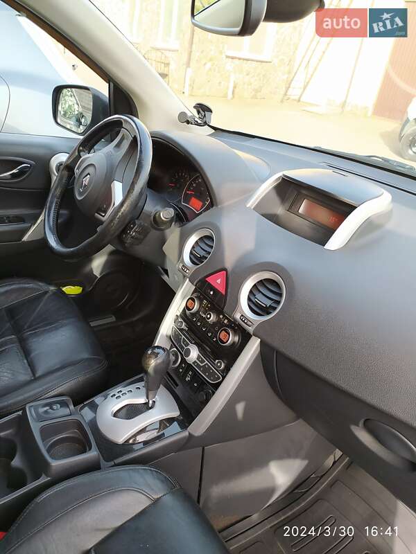 Внедорожник / Кроссовер Renault Koleos 2010 в Владимире