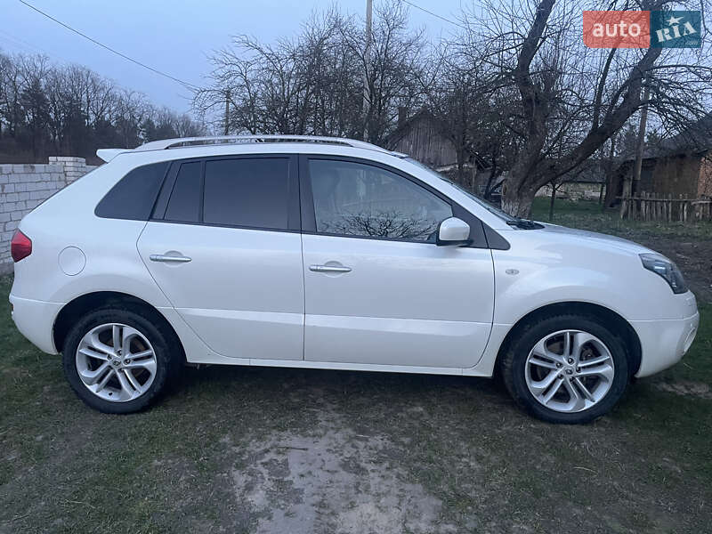 Внедорожник / Кроссовер Renault Koleos 2010 в Рава-Русской
