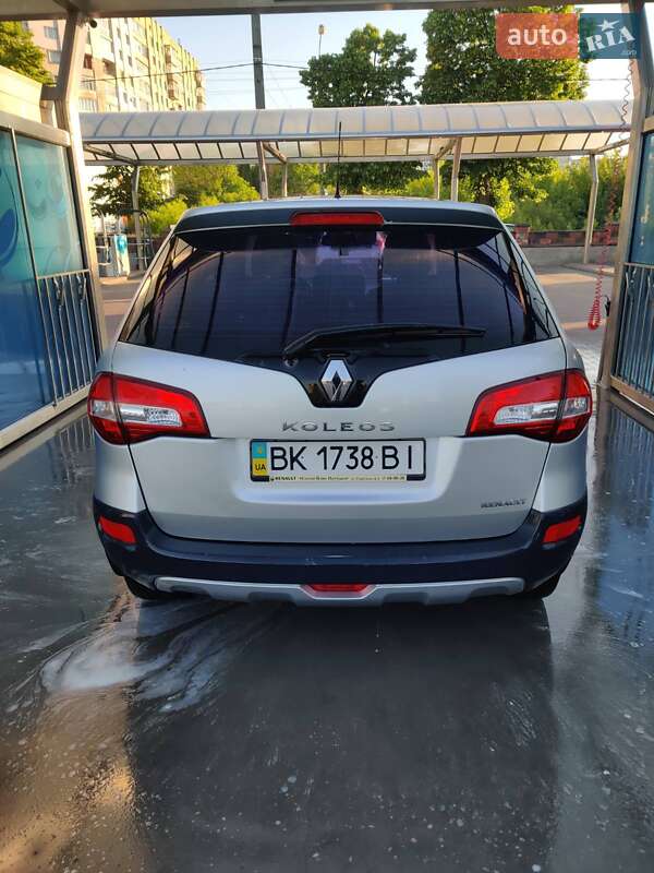 Внедорожник / Кроссовер Renault Koleos 2010 в Ровно