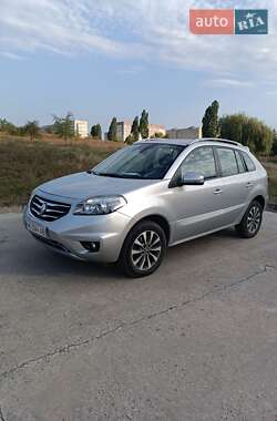Позашляховик / Кросовер Renault Koleos 2012 в 