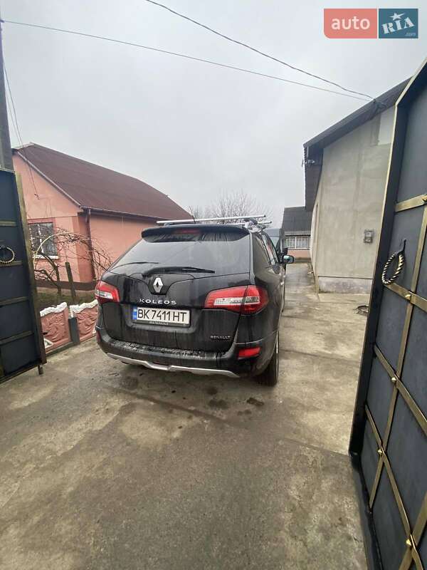 Внедорожник / Кроссовер Renault Koleos 2010 в Ровно