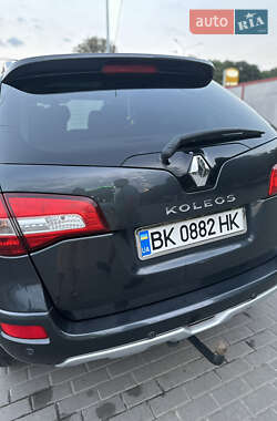 Внедорожник / Кроссовер Renault Koleos 2012 в 