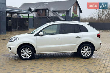 Позашляховик / Кросовер Renault Koleos 2011 в 