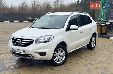 Позашляховик / Кросовер Renault Koleos 2011 в 