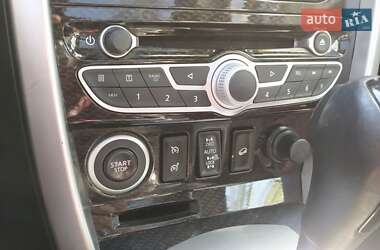 Внедорожник / Кроссовер Renault Koleos 2011 в 