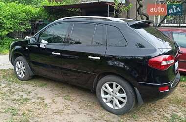 Позашляховик / Кросовер Renault Koleos 2010 в 