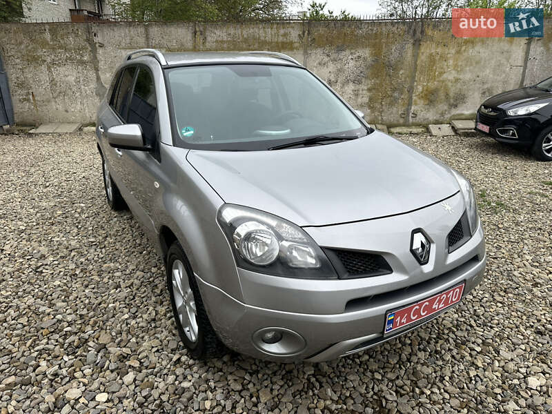 Позашляховик / Кросовер Renault Koleos 2009 в Стрию