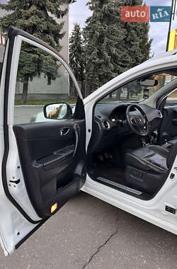 Внедорожник / Кроссовер Renault Koleos 2011 в 