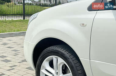 Внедорожник / Кроссовер Renault Koleos 2011 в 