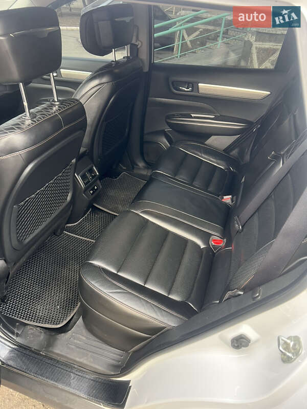 Позашляховик / Кросовер Renault Koleos 2020 в Знам'янці