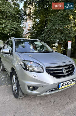 Позашляховик / Кросовер Renault Koleos 2011 в Острозі