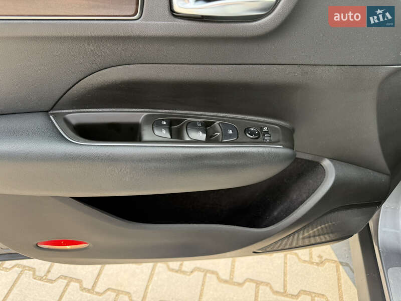 Внедорожник / Кроссовер Renault Koleos 2018 в Черновцах