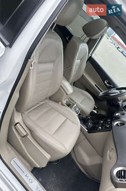 Позашляховик / Кросовер Renault Koleos 2014 в 