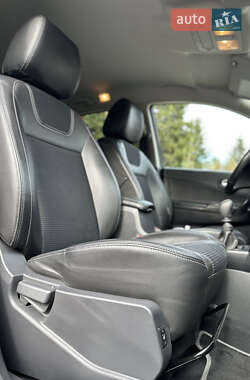 Внедорожник / Кроссовер Renault Koleos 2012 в 