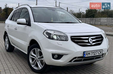 Внедорожник / Кроссовер Renault Koleos 2012 в 
