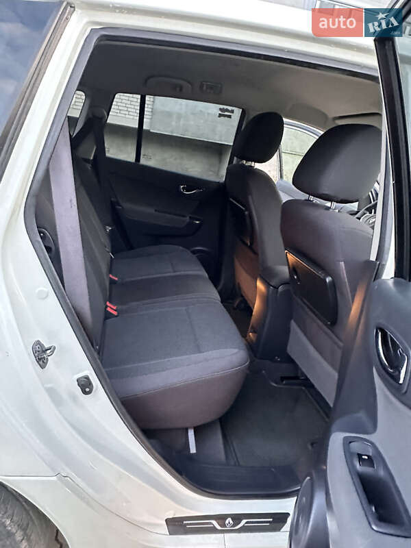 Внедорожник / Кроссовер Renault Koleos 2010 в Дубно фото 32 Внедорожник / Кроссовер Renault Koleos 2010 в Дубно