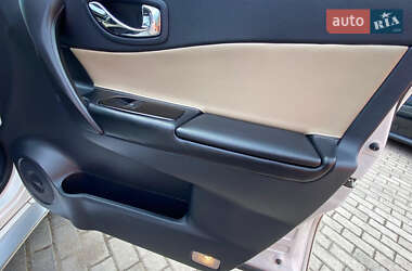 Позашляховик / Кросовер Renault Koleos 2010 в  фото 25 Позашляховик / Кросовер Renault Koleos 2010 в