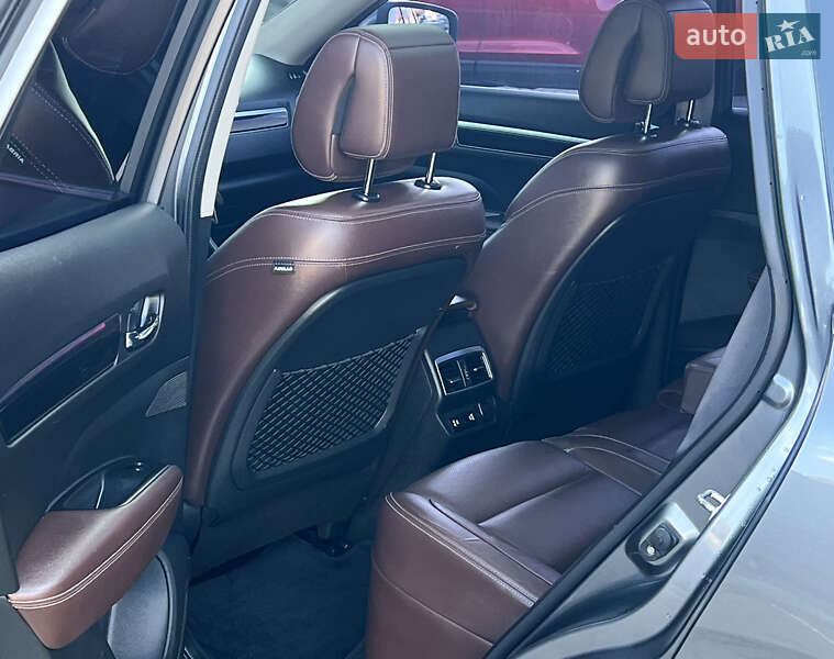 Внедорожник / Кроссовер Renault Koleos 2017 в Черкассах