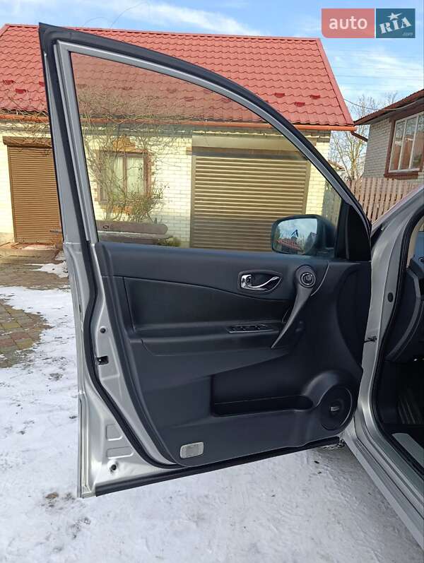 Позашляховик / Кросовер Renault Koleos 2015 в Львові