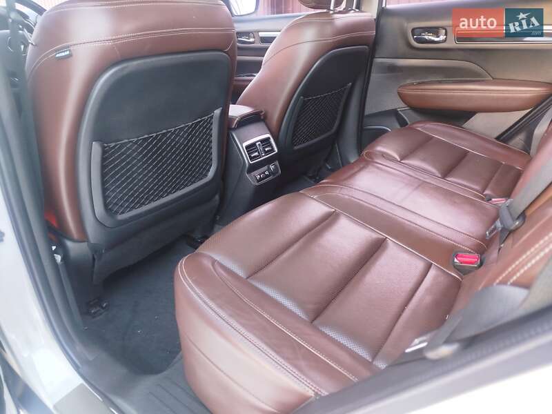 Позашляховик / Кросовер Renault Koleos 2017 в Черкасах