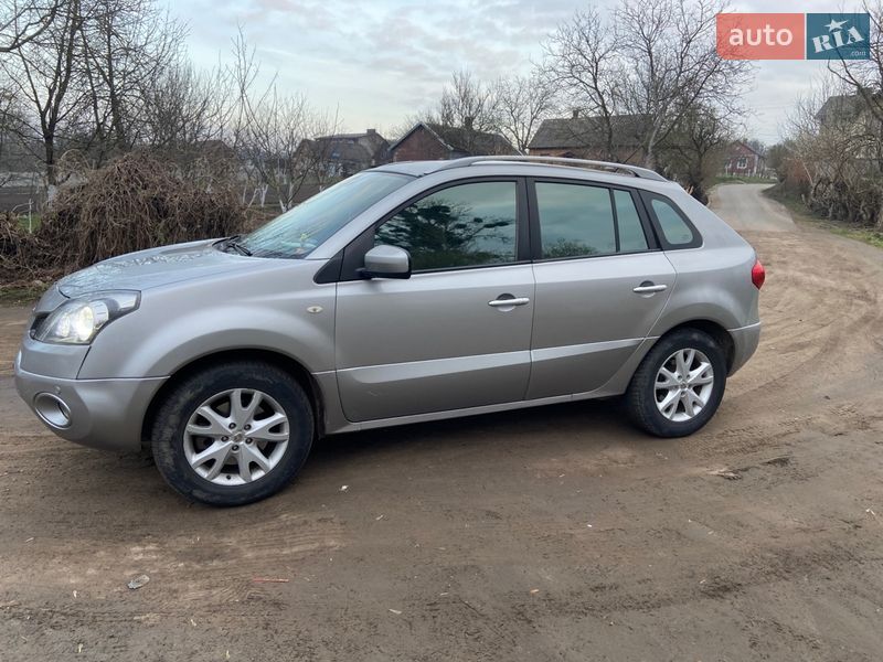 Позашляховик / Кросовер Renault Koleos 2009 в Рівному