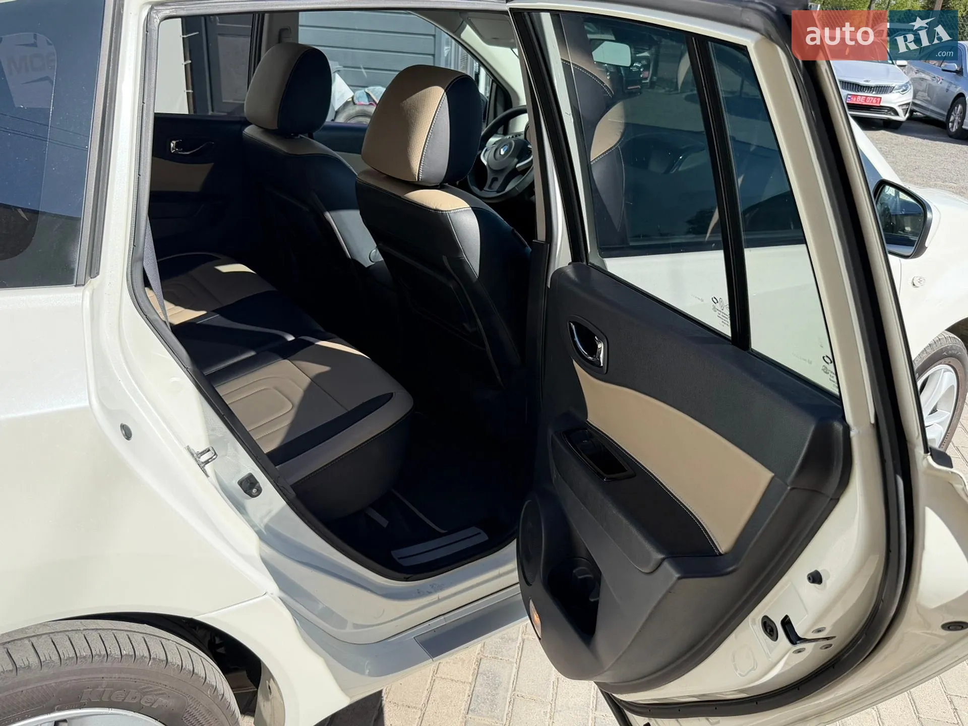 2010 Renault Koleos - мініатюра 17