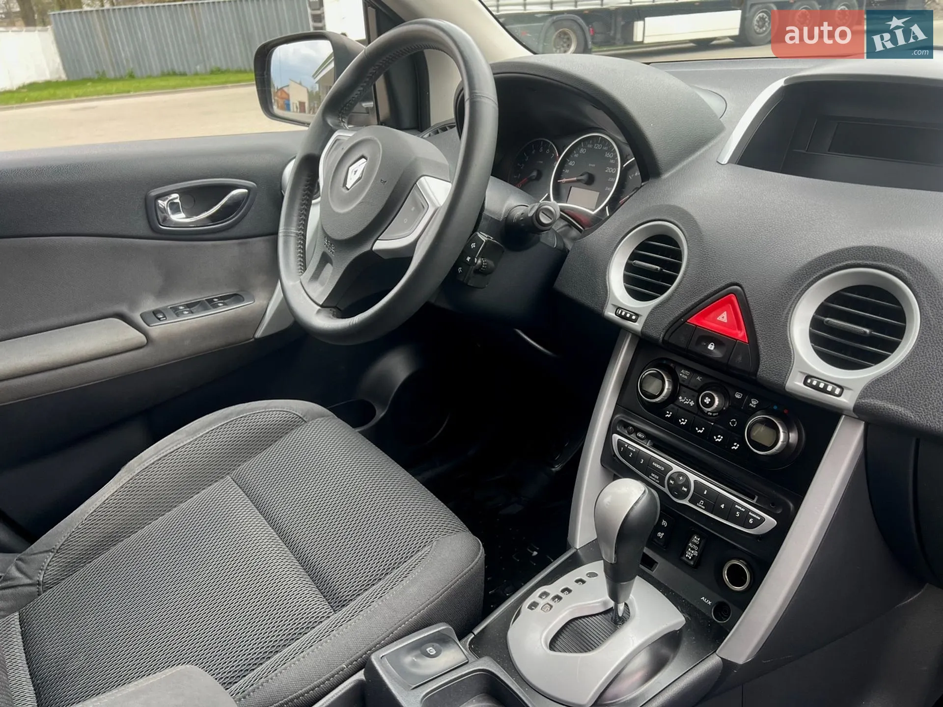 2010 Renault Koleos - мініатюра 41