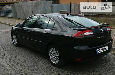 Хэтчбек Renault Laguna 2010 в Стрые