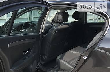 Хетчбек Renault Laguna 2013 в 