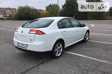 Хэтчбек Renault Laguna 2010 в Черновцах