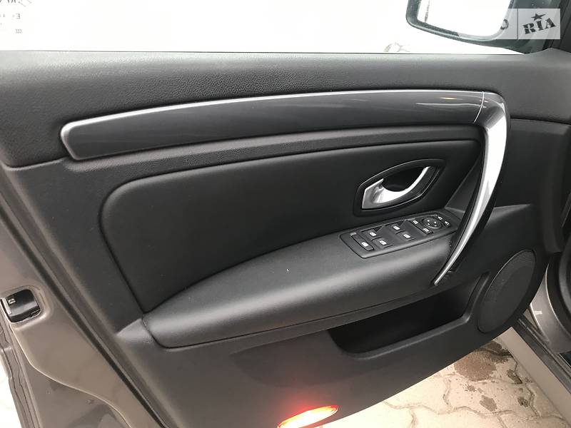 Хетчбек Renault Laguna 2010 в Івано-Франківську