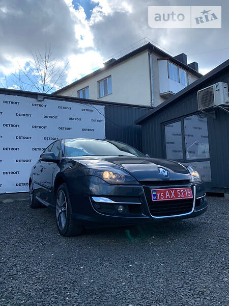 Ліфтбек Renault Laguna 2013 в 